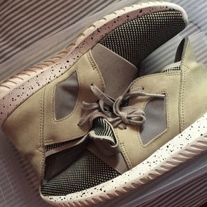 womens tubular shoes 7 us